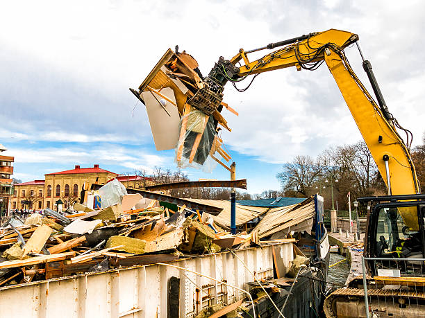 Best Yard Waste Removal  in St John, IN